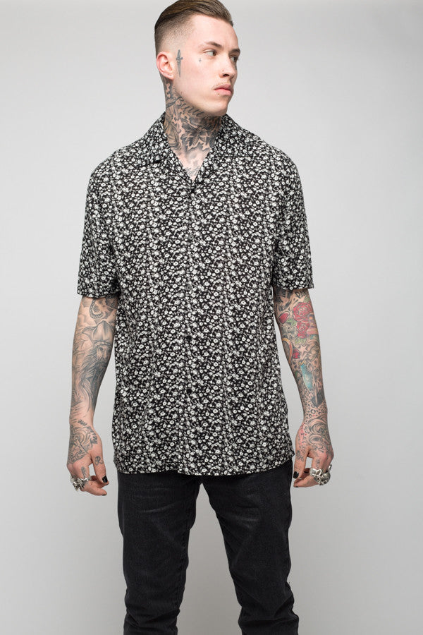Roadies of 66 - Mobster Floral printed revere collar shirt