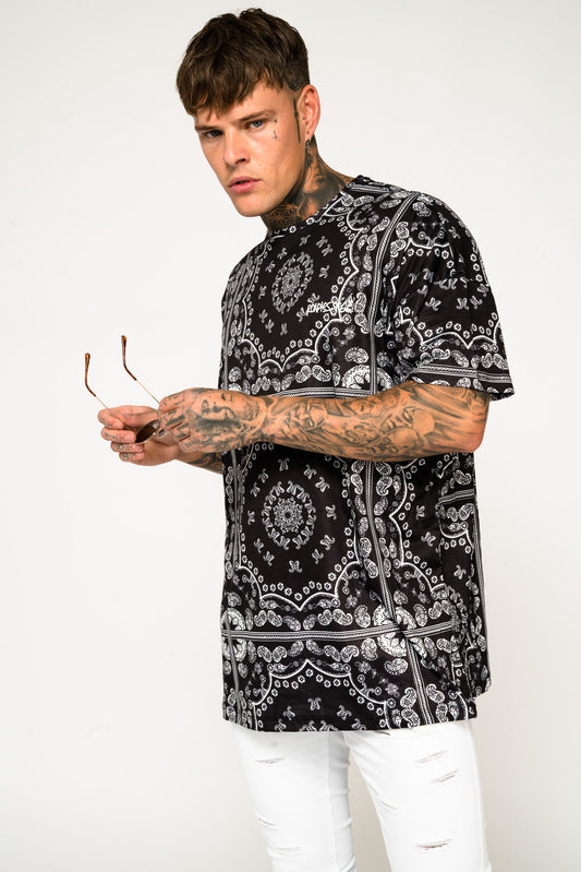 Roadies of 66 - Oversized T-Shirt in Bandana Print