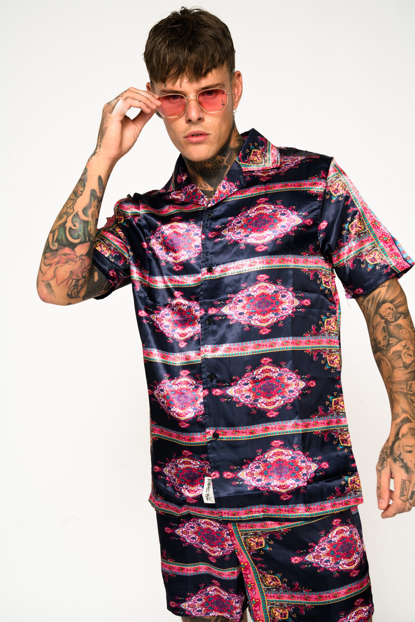 Roadies of 66 - Paisley Print Revere Collar Shorts