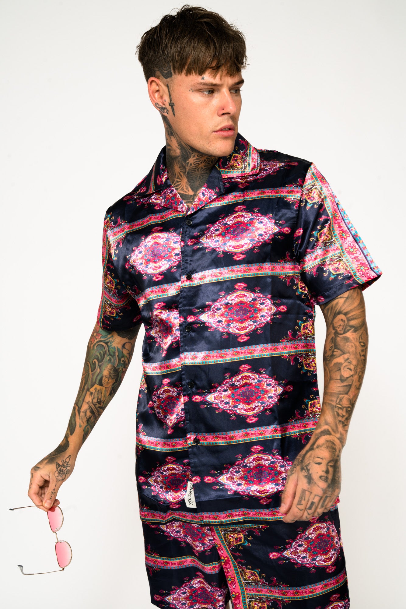 Roadies of 66 - Paisley Print Revere Collar Shorts