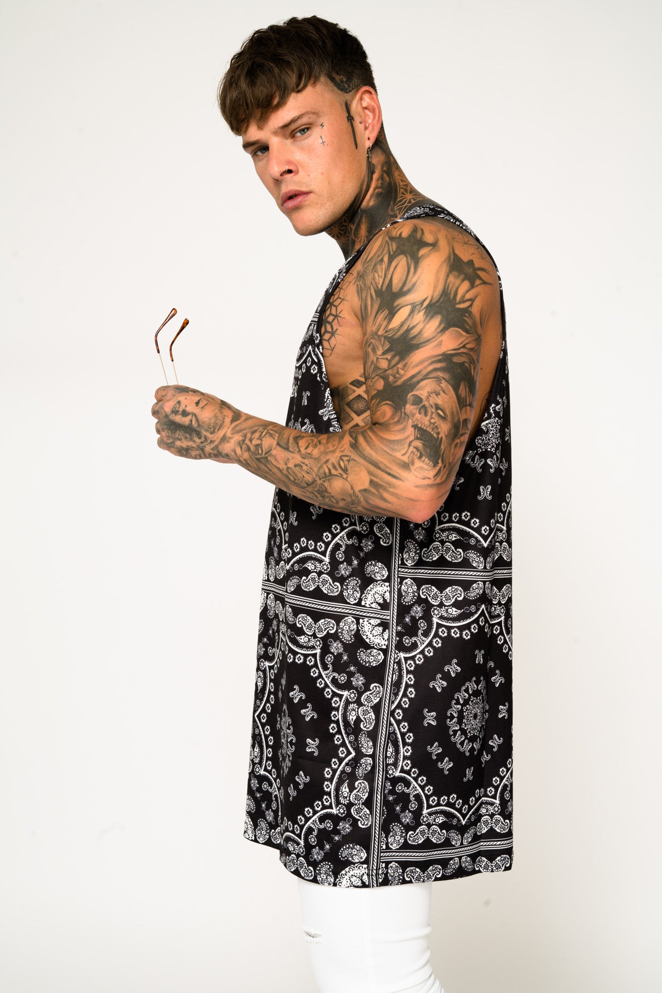 Roadies of 66 - Oversized Bandana Print Vest